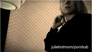 Le Fils Decouvre Que Sa Belle-mere Est Infidele With James Band, Amatrice Francaise And Julie Holly