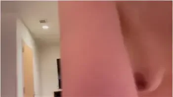 フェラ好き彼女と騎乗位生中出しセックス　素人　日本人 個人撮影 主観フェラ