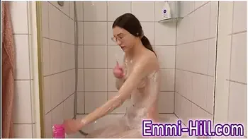 Very Skinny Girl Squirt Small Titts Big Labia