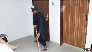 Aboki And The Cleaner