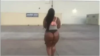 Let That Booty Walk - Dirty Diana