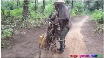 Some Where In Africa ,the Yoruba House Wife Bbw Caught Fucking By The Village Palm Wine Tapper On Her Way To Market, He Convince Her Because Of His Palm Wine And Fucked Her Rough On The Road Side. (