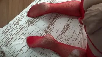 Stepmom On All Fours Gets Hairy Pussy Filled With Cum