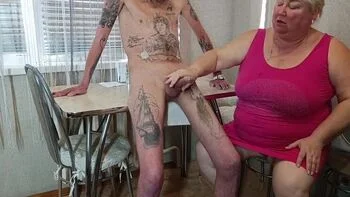 Stepmom Deep Throat Blowjob and Handjob with Cum in Mouth Swallow