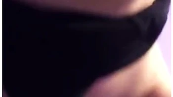 Una Vampira Di Masturba Con 2 Vibratori E Si Fa Scopare Da Me