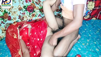 Fast Time Desi Video Hindi Audio Claire Vaise In Red Saree And Blouse Having Fun - Honey Moon