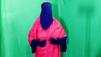 Sexy Hot Housewife Spending The Night With The House Servant And Having Sex