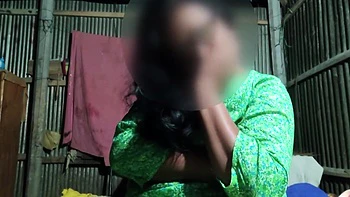 Bangladeshi Woman Masturbates Herself 14