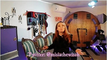 Nasty Auntie Reveals Her Kinky