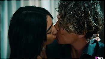 Mali Ubon Is A Delicious Fusion Of Asian And Italian