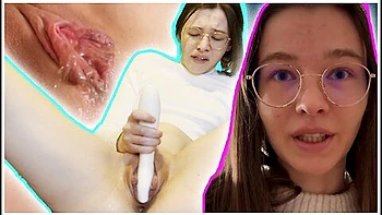 Squirting 18yo Teen With Huge Labia