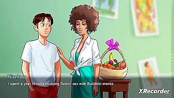 Painting Sexy Potraits Of The Peincipal Queen And Her Subject - Car Toon