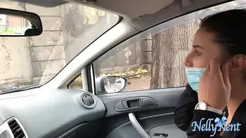 Stranger helps her to lift the bags in exchange of a blowjob in his car.Caught in public giving a blowjob