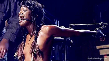 Ana Foxxx - Ebony Babe Suffers Beautifully