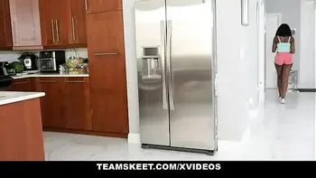 Gorgeous Ebony (Tori Montana) Creampied - TeenPies