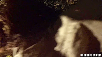 HORROR PORN: The Girl in The Cage