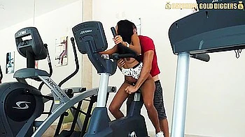 Ebony Bitch In Gym