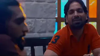 play with friend wife pussy while dinnet