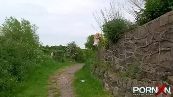 Cutie Paige Turnah pissing outdoors