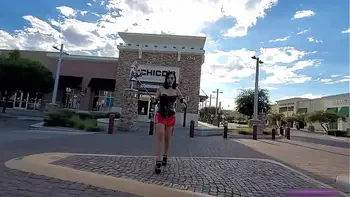 bimbo lips XXX Videos