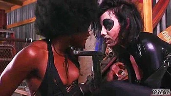 Ana Foxxx, Jennifer White - Deadpool Xxx