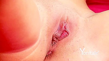 Amateur Tiny Harlot Has Mind-blowing Masturbating Orgasm