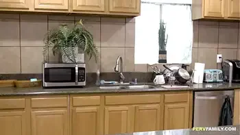 22yo Guy AssFucked Horny MILF, McKenzie Lee