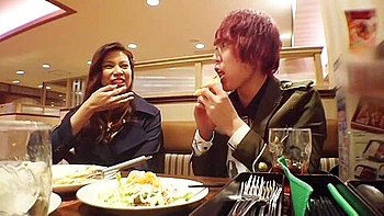 0000582 垂れ乳 騎乗位 美女などが含まれている