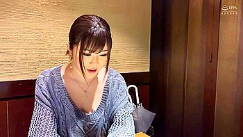 長身爆乳がエロすぎのほのかちゃんを突きまくり