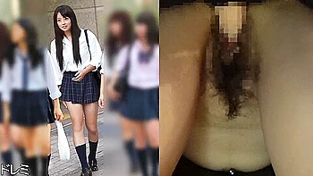 221108電車で痴漢する動画が超エロいc