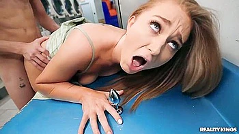 Callie Black, Vivianne Desilva- Down And Dirty Laundrom - Callie Black