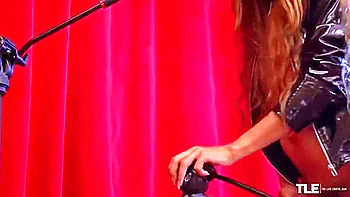 Paloma D - Standing Around