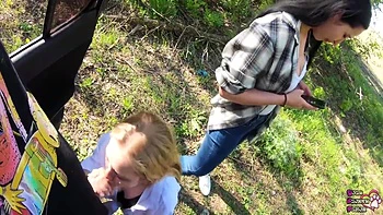 Girlfriend Loses Rock-paper-scissors And Have To Suck Off Fellow Traveler - Epic Facial - Black Lynn, Simon Winternight And Vicky Sixxx