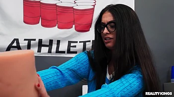 Replaces Johnnys Sextoy So He Can Fuck Her Until She - Violet Monroe