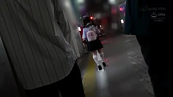 x3x758672964D98132956