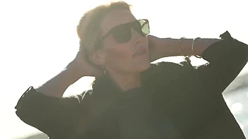 Participants are impatient - Jacquie et Michel TV