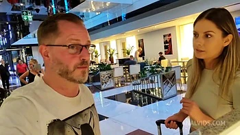 Rebecca Volpetti Hardcore Deep Anal Fuck By Tourist [Dry]