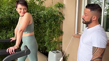 A nyotaimori for Viota - Jacquie et Michel TV