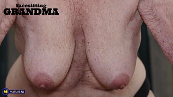 Facesitting Granny Petra Loves Teens