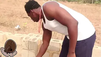 NAIJA PORN : my Landlord made me fuck her big boobs and wet pussy outdoor