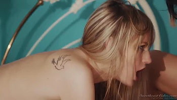 Shes Cumming To The Party