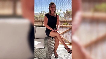 Samantha, 35, and the biker... - Jacquie et Michel TV