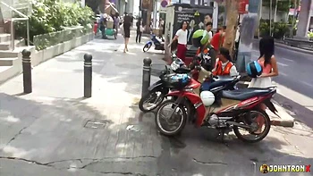 Jubjang givin’ up more of that Bangkok ass in the morning - Videos - JohntronX