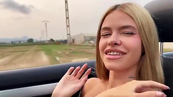 I Ask For An Uber And I Pay Him Fucking Me - Rossa Vaxx