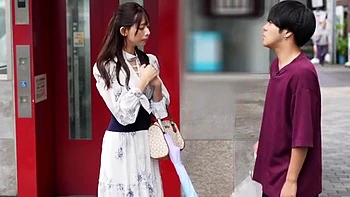 小顔のスレンダー美女がおっぱい舐められキスで艶やかさ高まるラブラブエッチ