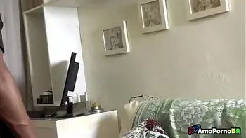 Esse novinho comeu minha esposa - Videos Porno