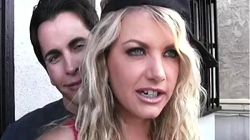 Fantastic blonde babe gets fucked in her wet snatch