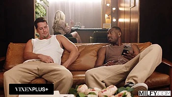 MIFLY Blonde MILF Teacher Brianna Coppage Gets Double-Teamed By Her Former Students: Porn