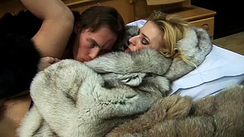 Furslut Michelle ft. Lisa Sparkle: Blowjob, Cowgirl  Amateur Porn