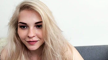 Blonde cam tease: Amateur  Chaturbate Porn